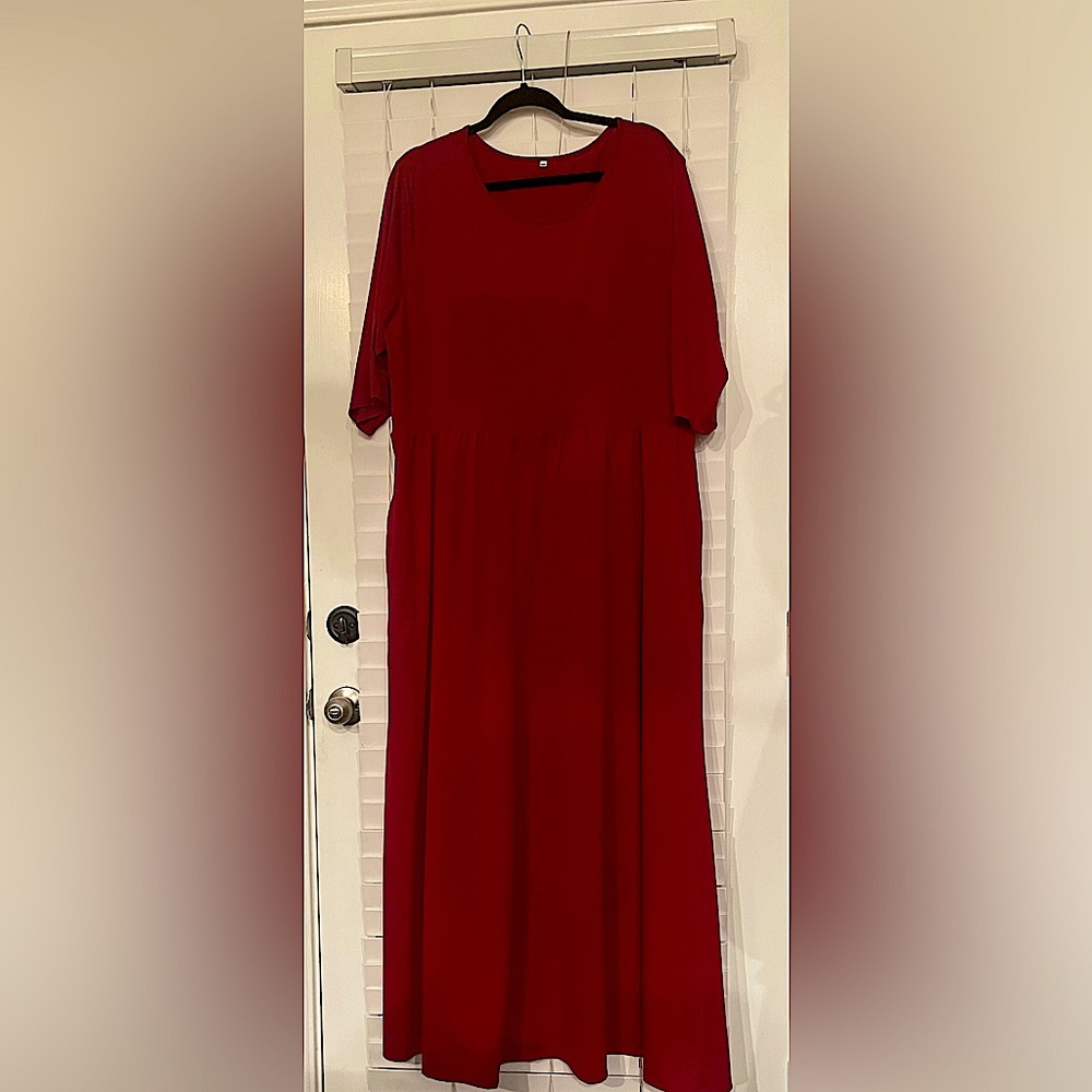 Women’s plus size maxi dress